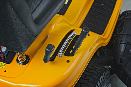 Traktorek Cub Cadet LT1 NS92