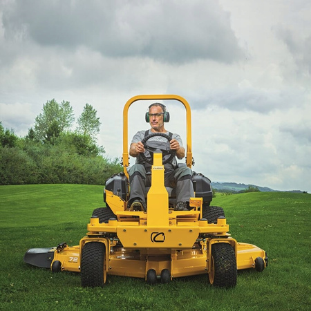 Traktor Cub Cadet Z7 183 Zero Turn / 999 cm³ / 31KM / DOSTĘPNY OD RĘKI