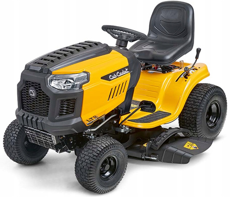 Cub Cadet LT2 NS 92 - boczny wyrzut z pługiem